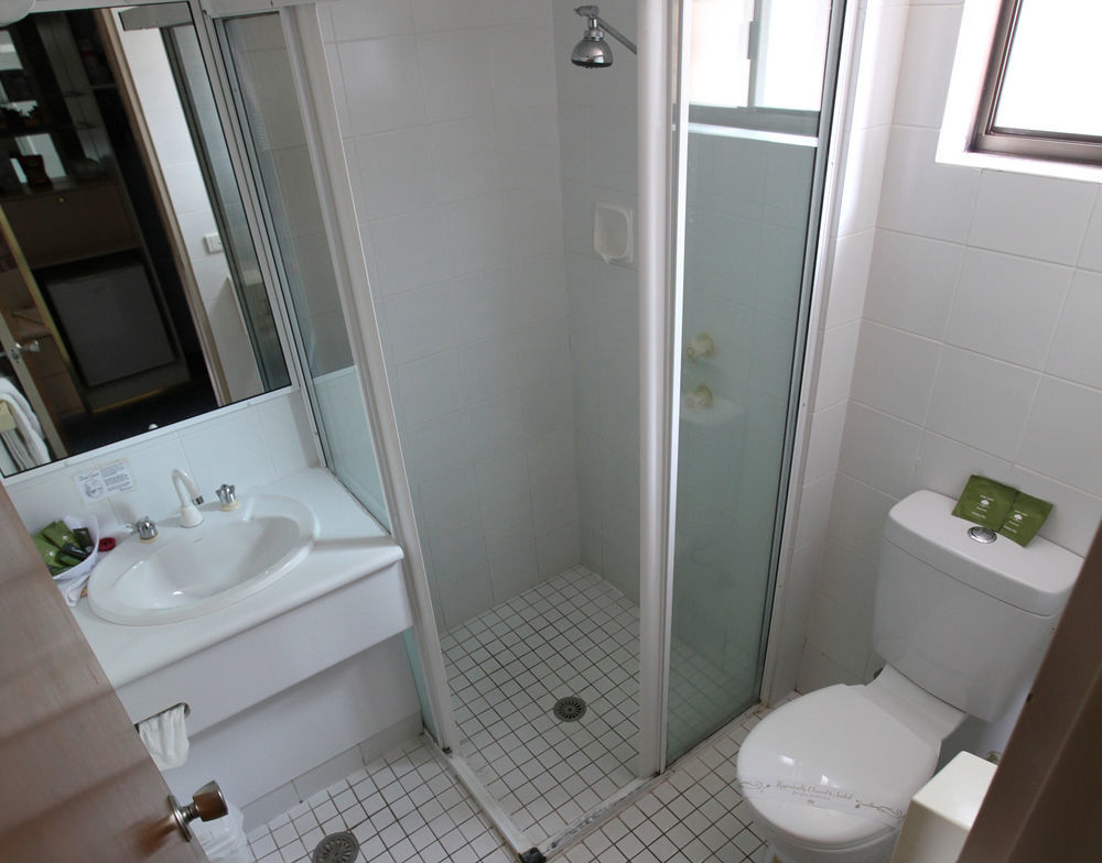 דובו Countryman Motor Inn מראה חיצוני תמונה